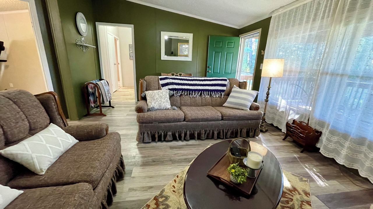 Photo of Livingroom in Centralia