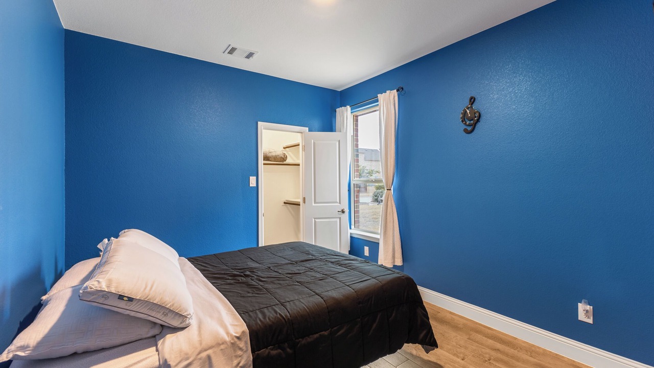 Photo of Bedroom in Midlothian