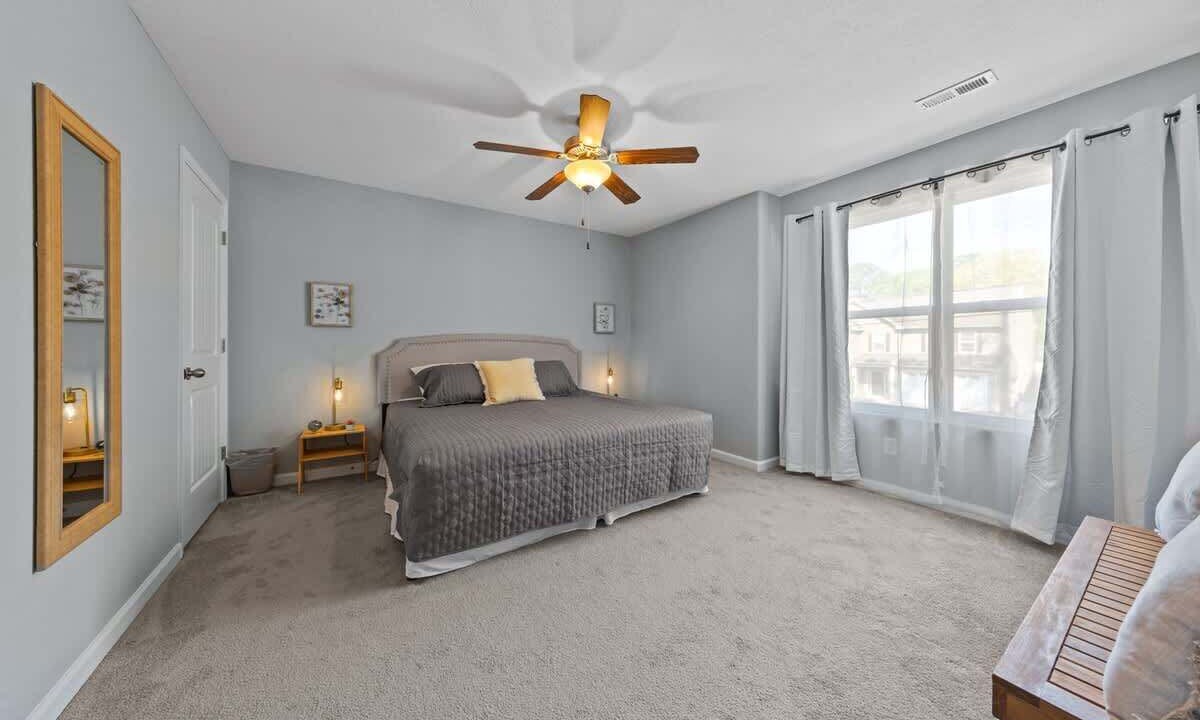 Photo of Bedroom in Norfolk - Virginia Beach