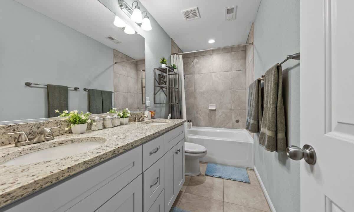 Photo of Bathroom in Norfolk - Virginia Beach