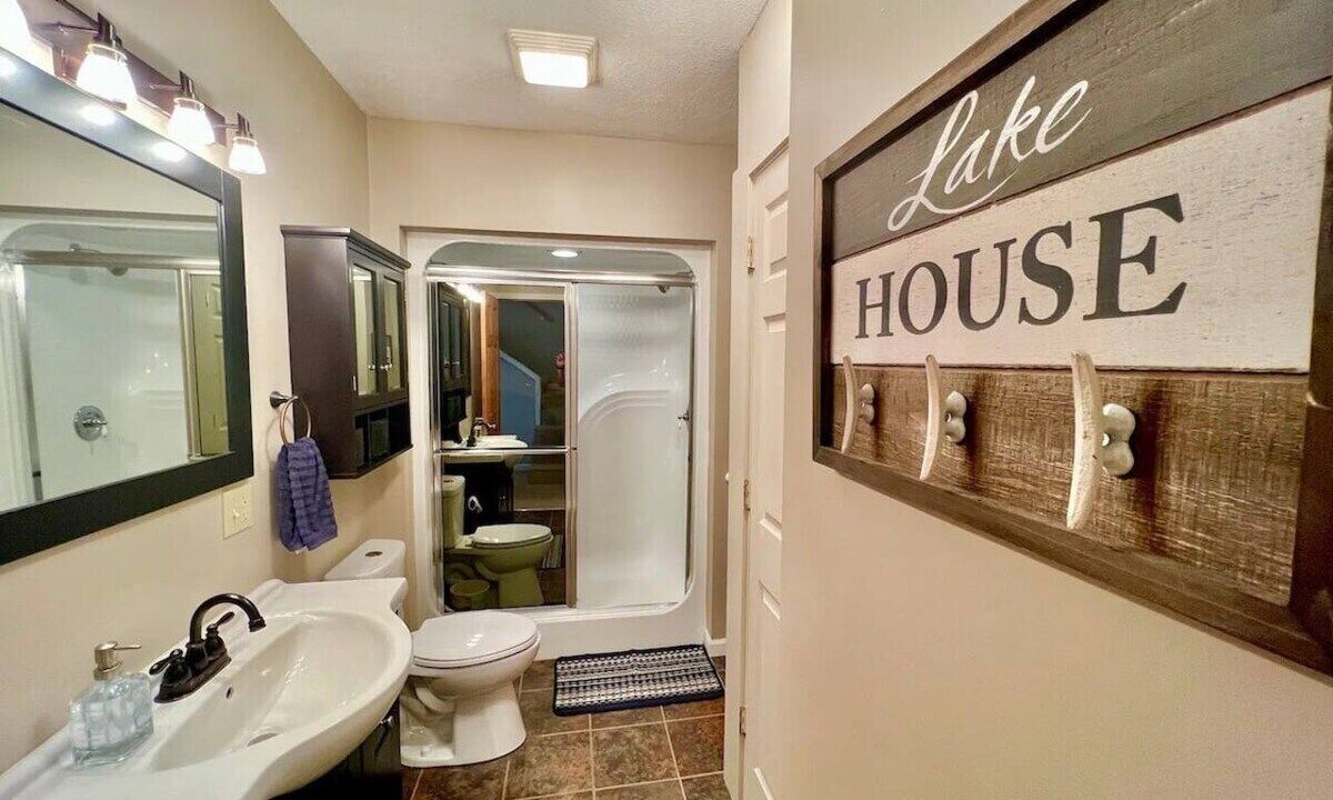 Photo of Bathroom in Russells Point