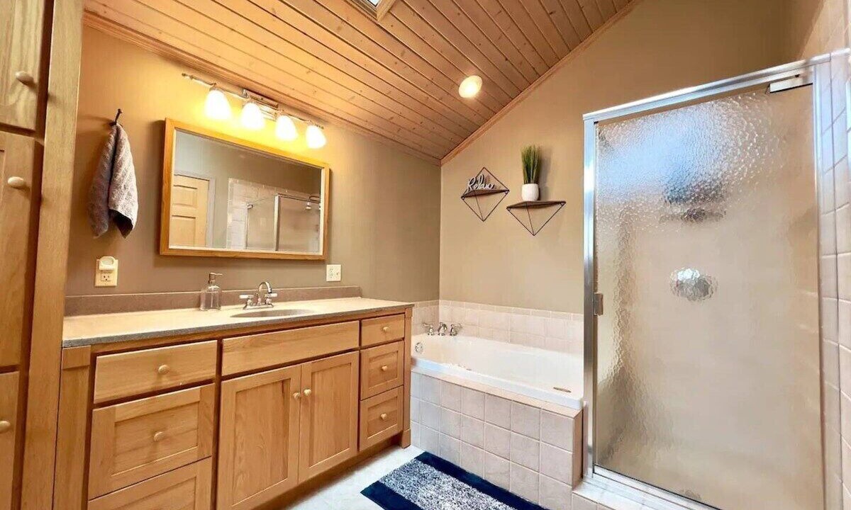 Photo of Bathroom in Russells Point