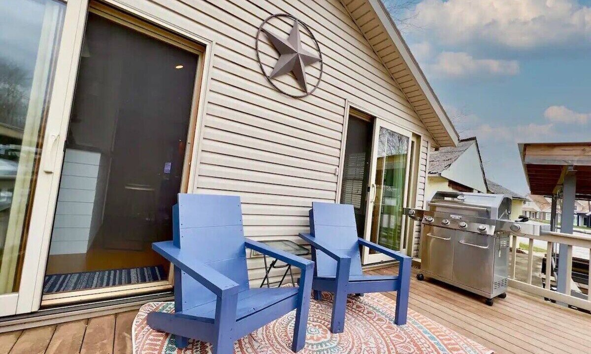 Photo of Patio Balcony in Russells Point