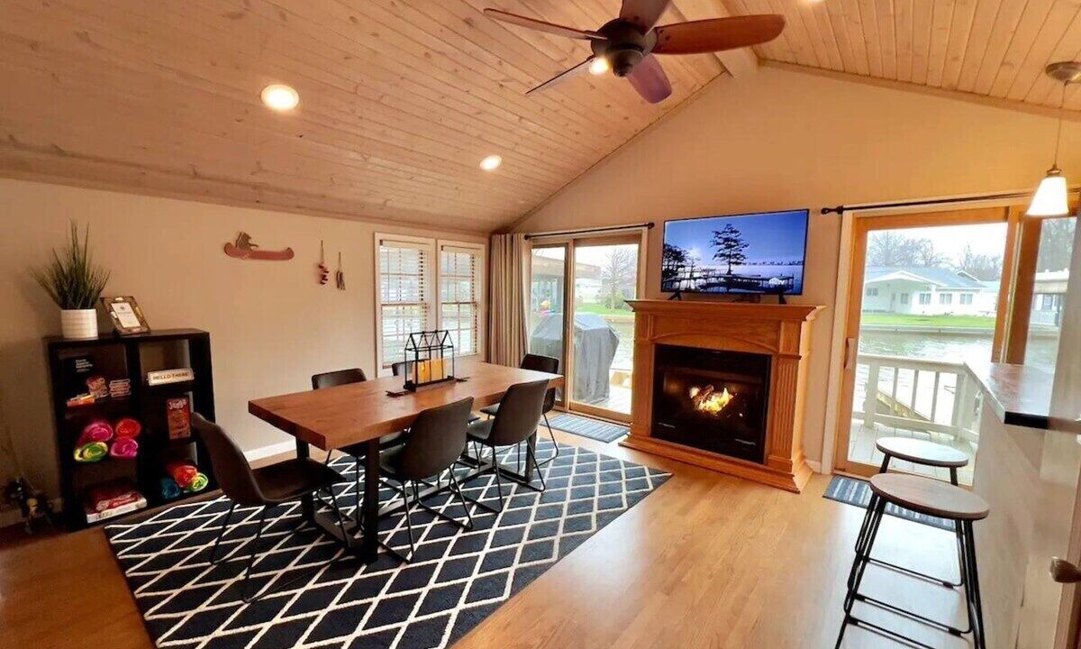 Photo of Others in Russells Point