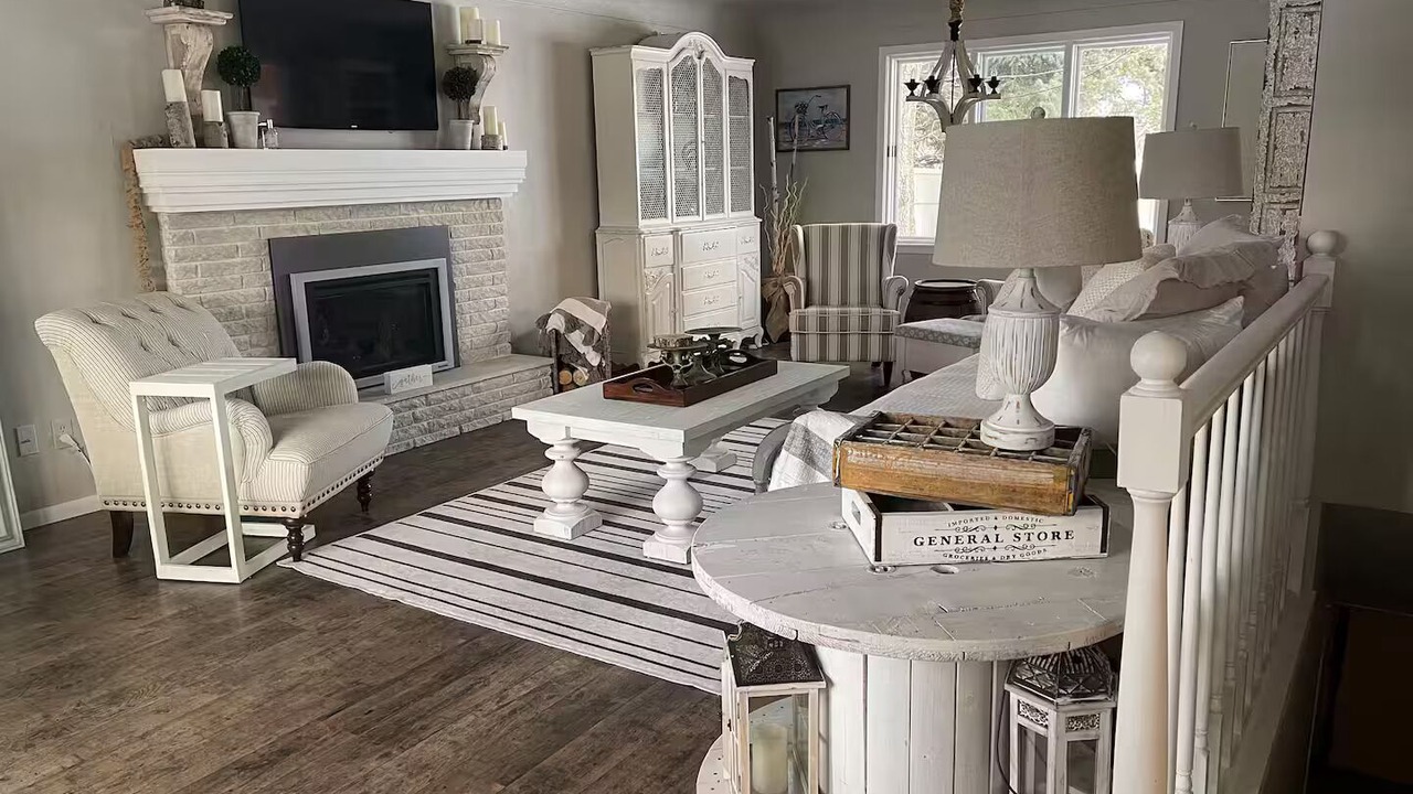 Photo of Livingroom in Fargo