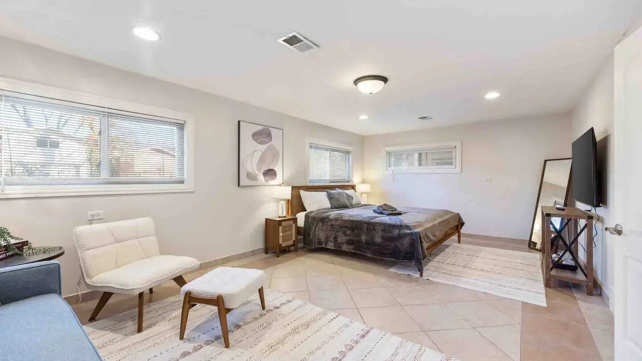 Photo of Bedroom in Arlington Heights