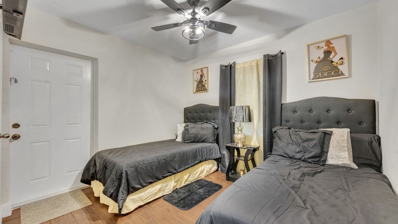 Photo of Bedroom in Pine Hills