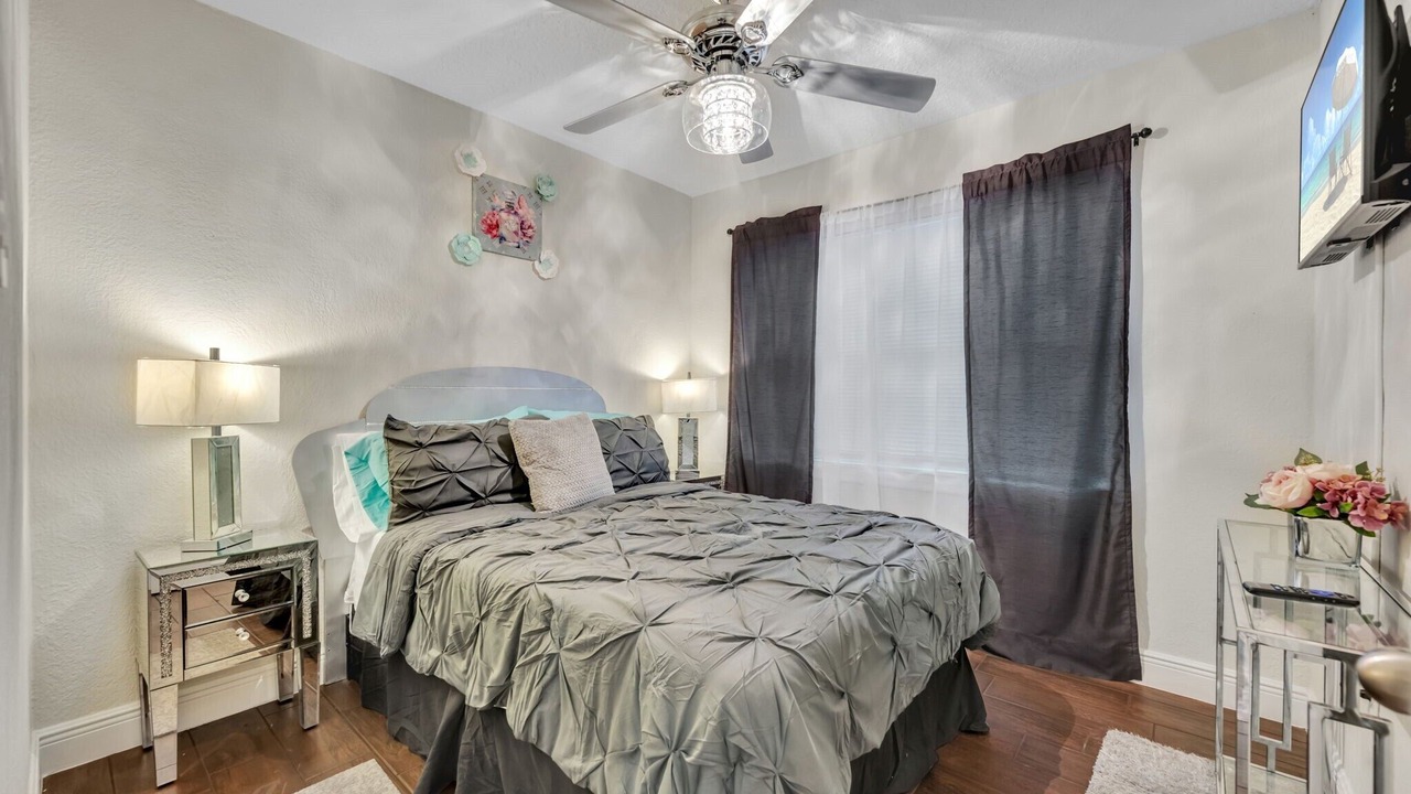 Photo of Bedroom in Pine Hills