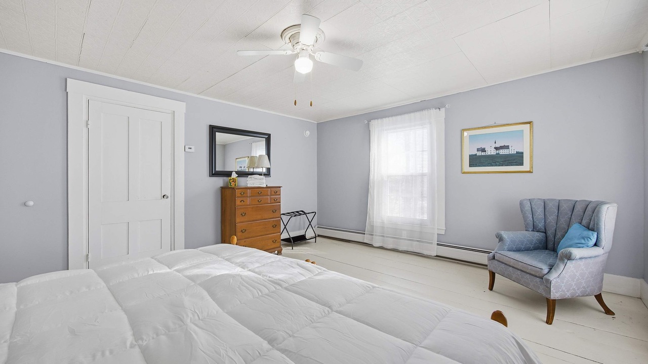 Photo of Bedroom in Wolfeboro