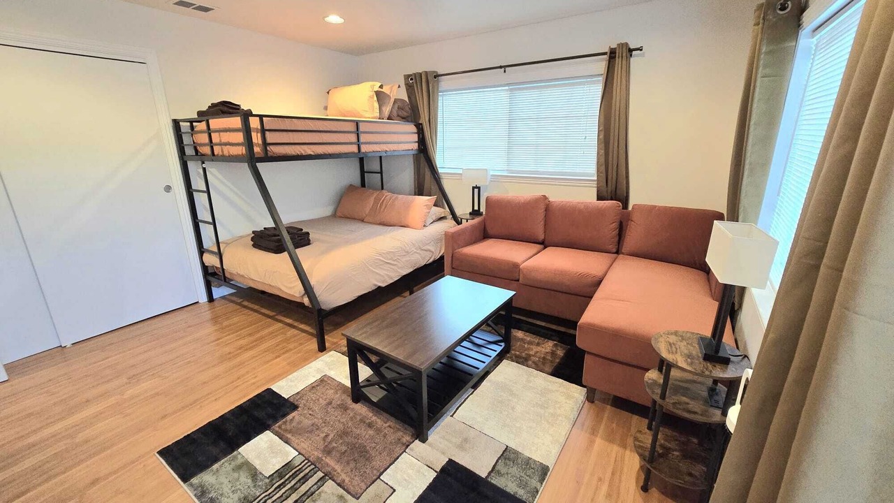 Photo of Bedroom in Northside
