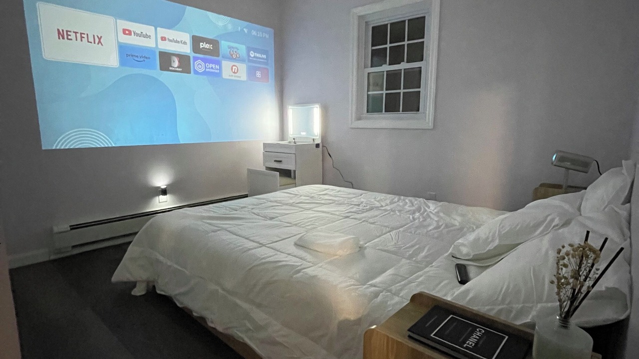 Photo of Bedroom in Ronkonkoma