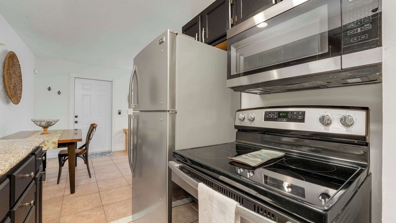 Photo of Kitchen in Flamingo Parks
