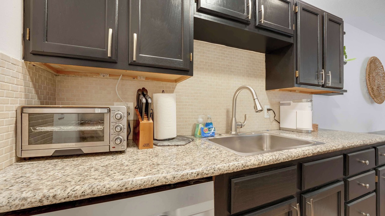 Photo of Kitchen in Flamingo Parks