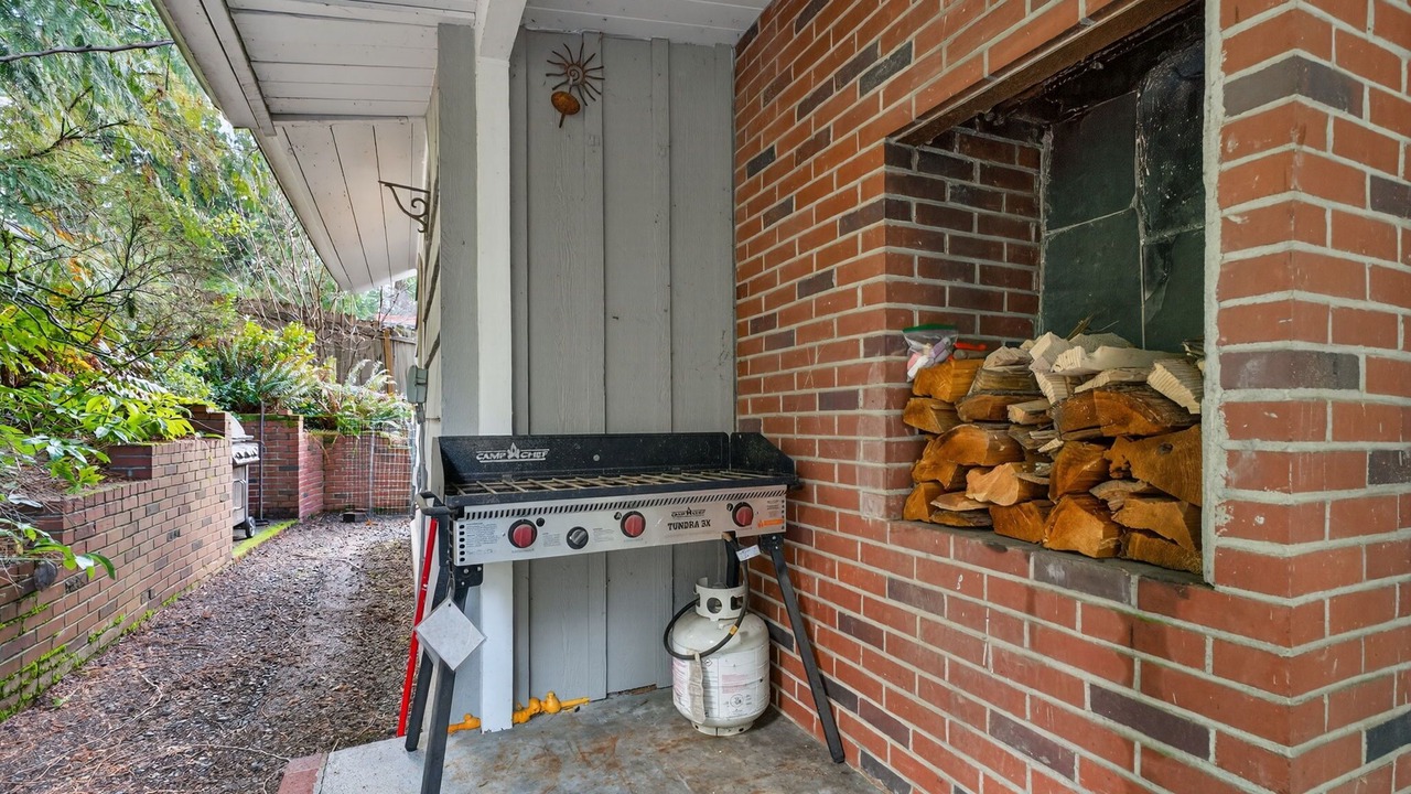 Photo of Patio Balcony in West Hills