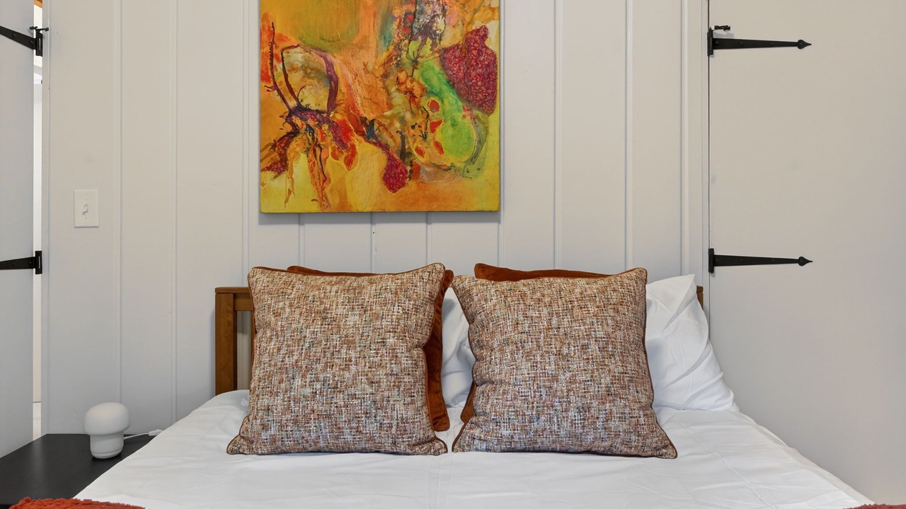 Photo of Bedroom in West Hills