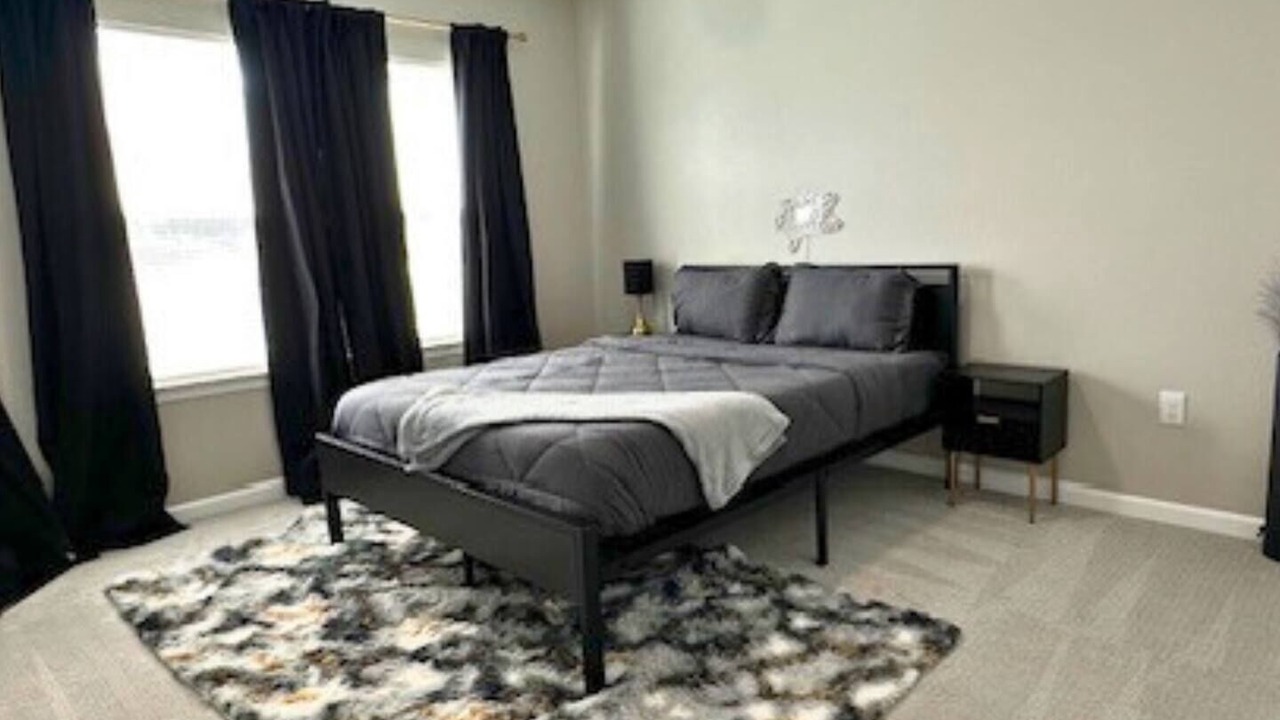 Photo of Bedroom in Northside