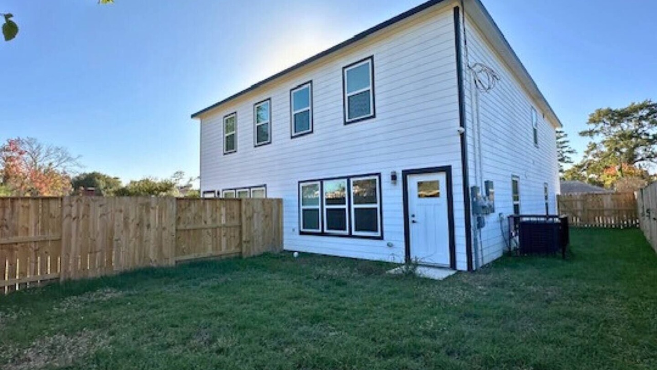 Photo of Outdoor in Northside