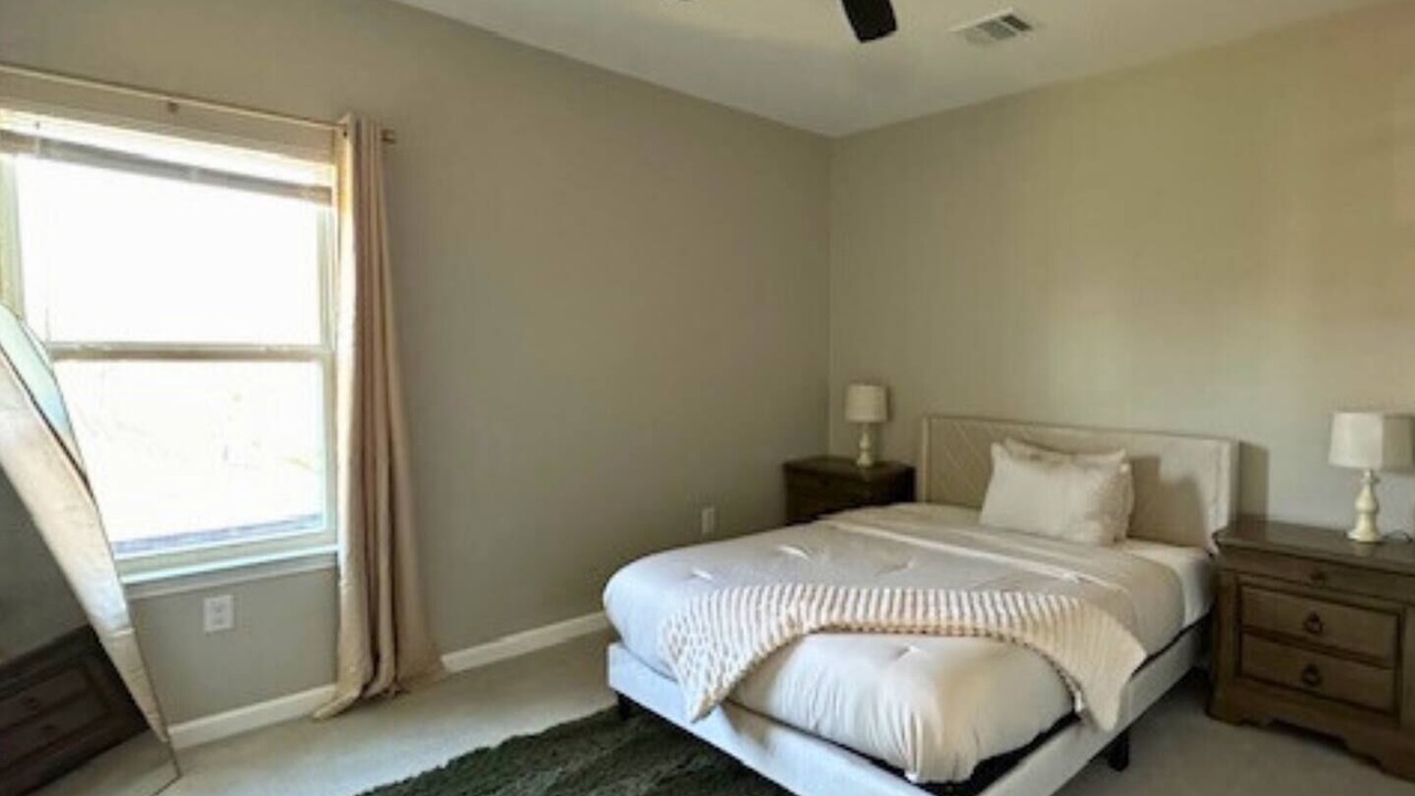 Photo of Bedroom in Northside