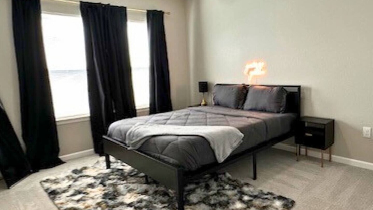 Photo of Bedroom in Northside