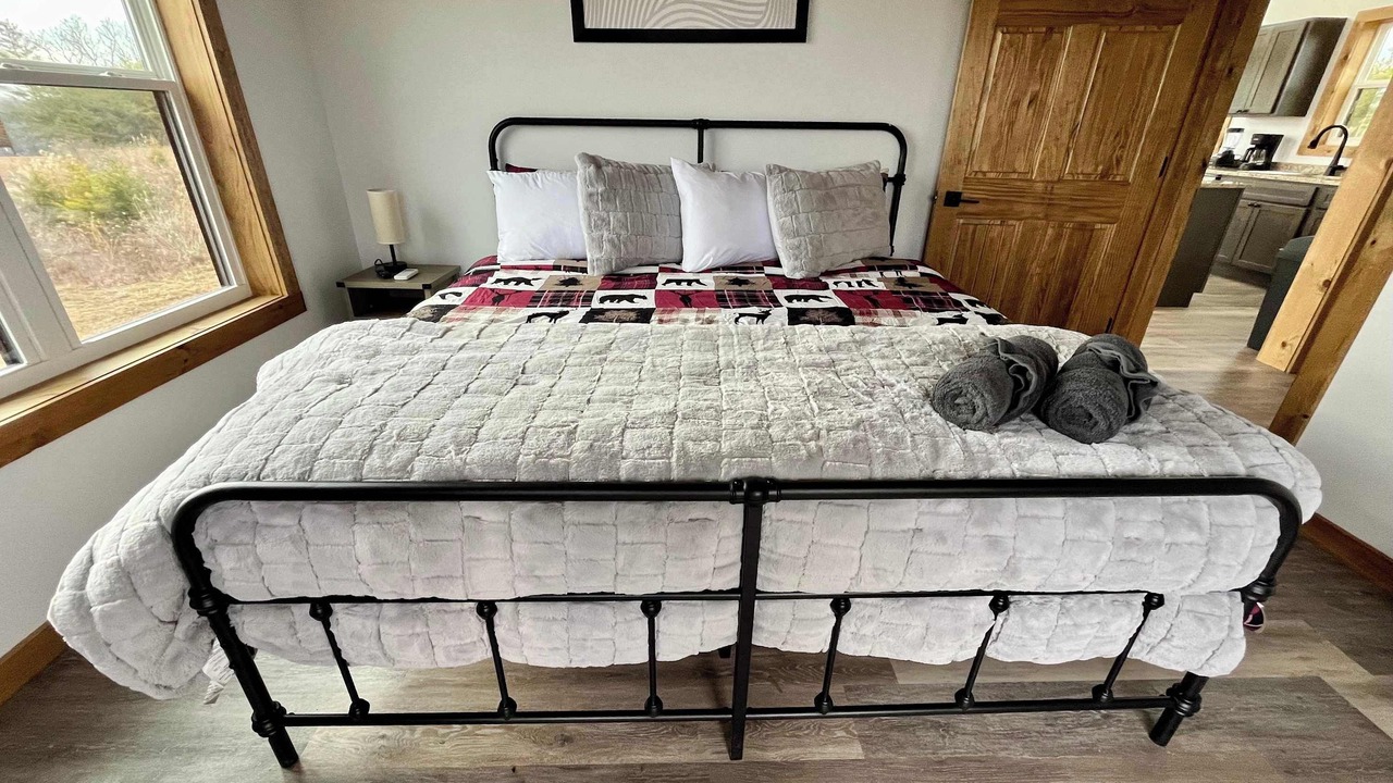 Photo of Bedroom in Rogers