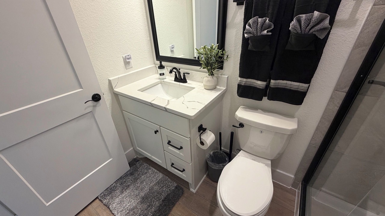 Photo of Bathroom in Clodine