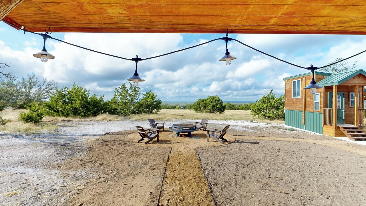 Photo of Outdoor in Harper