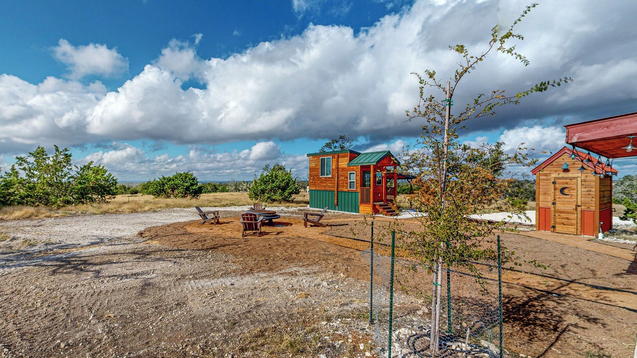 Photo of Outdoor in Harper