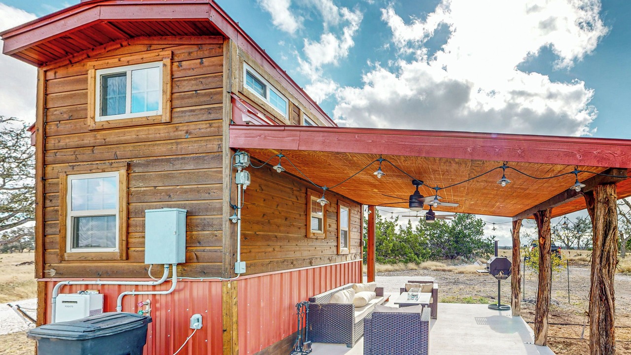 Photo of Outdoor in Harper