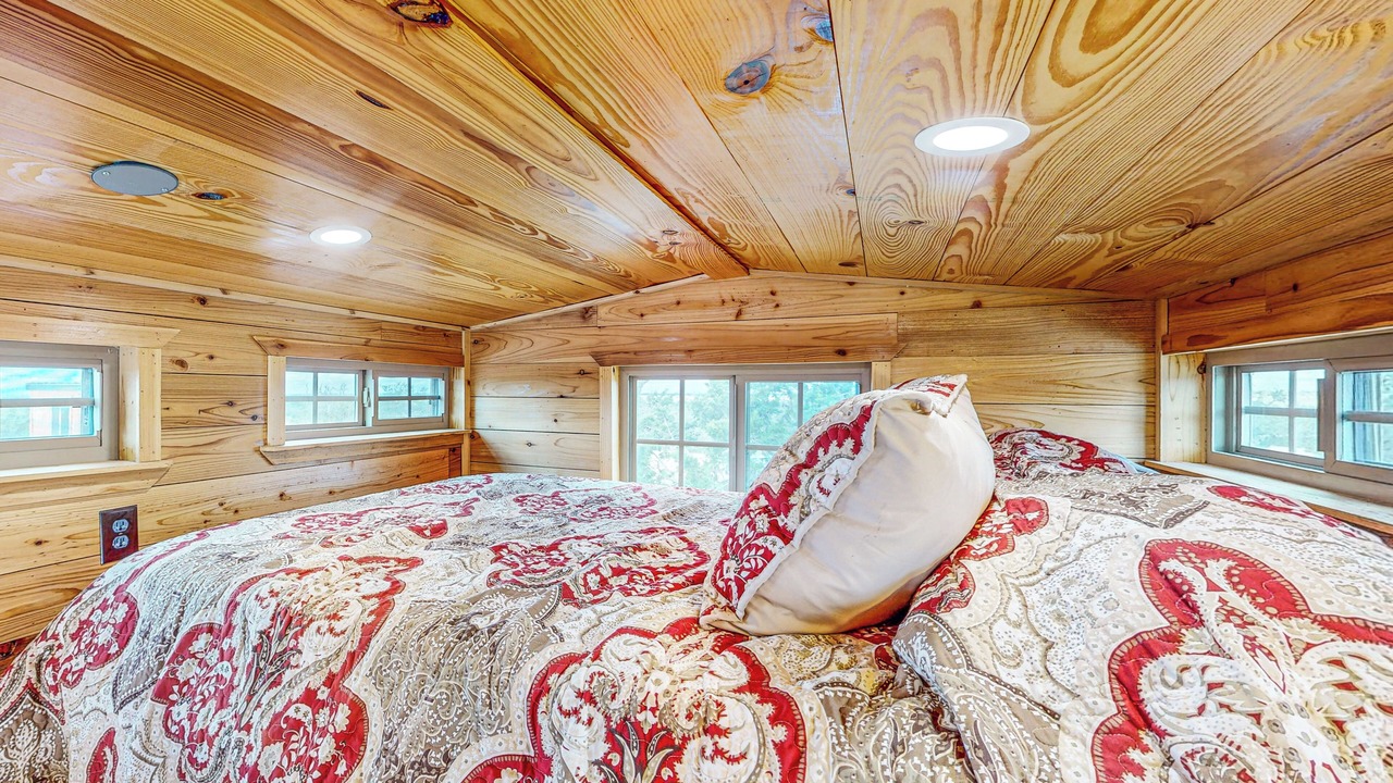 Photo of Bedroom in Harper
