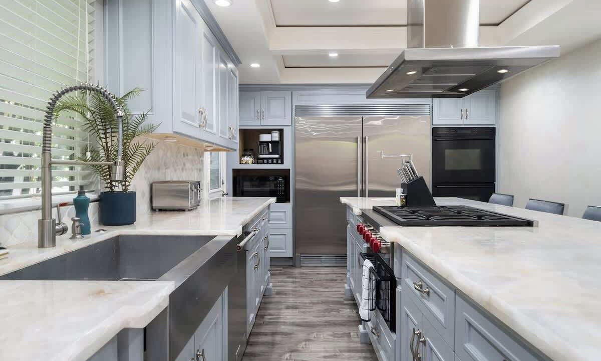 Photo of Kitchen in Woodland Hills