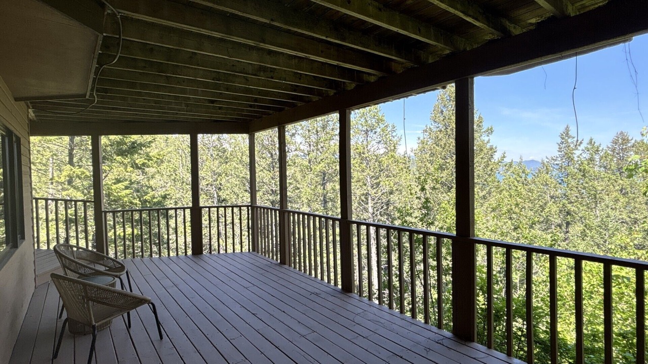 Photo of Patio Balcony in Lakeside