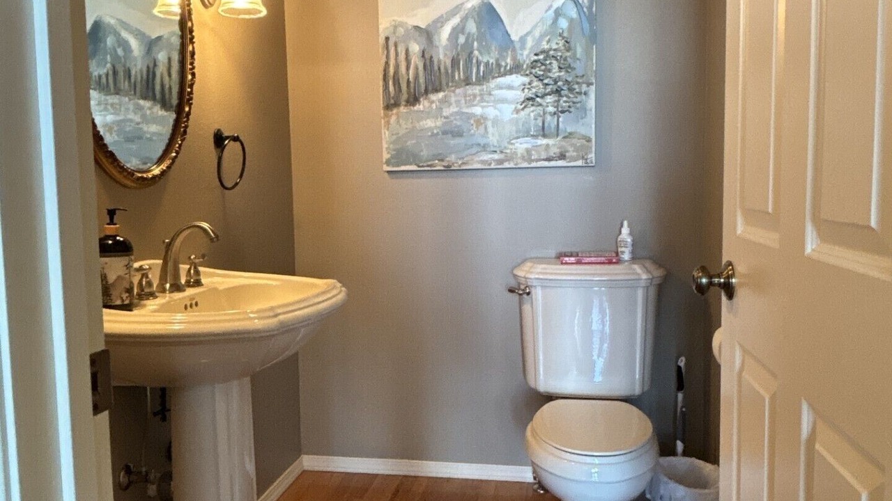 Photo of Bathroom in Lakeside