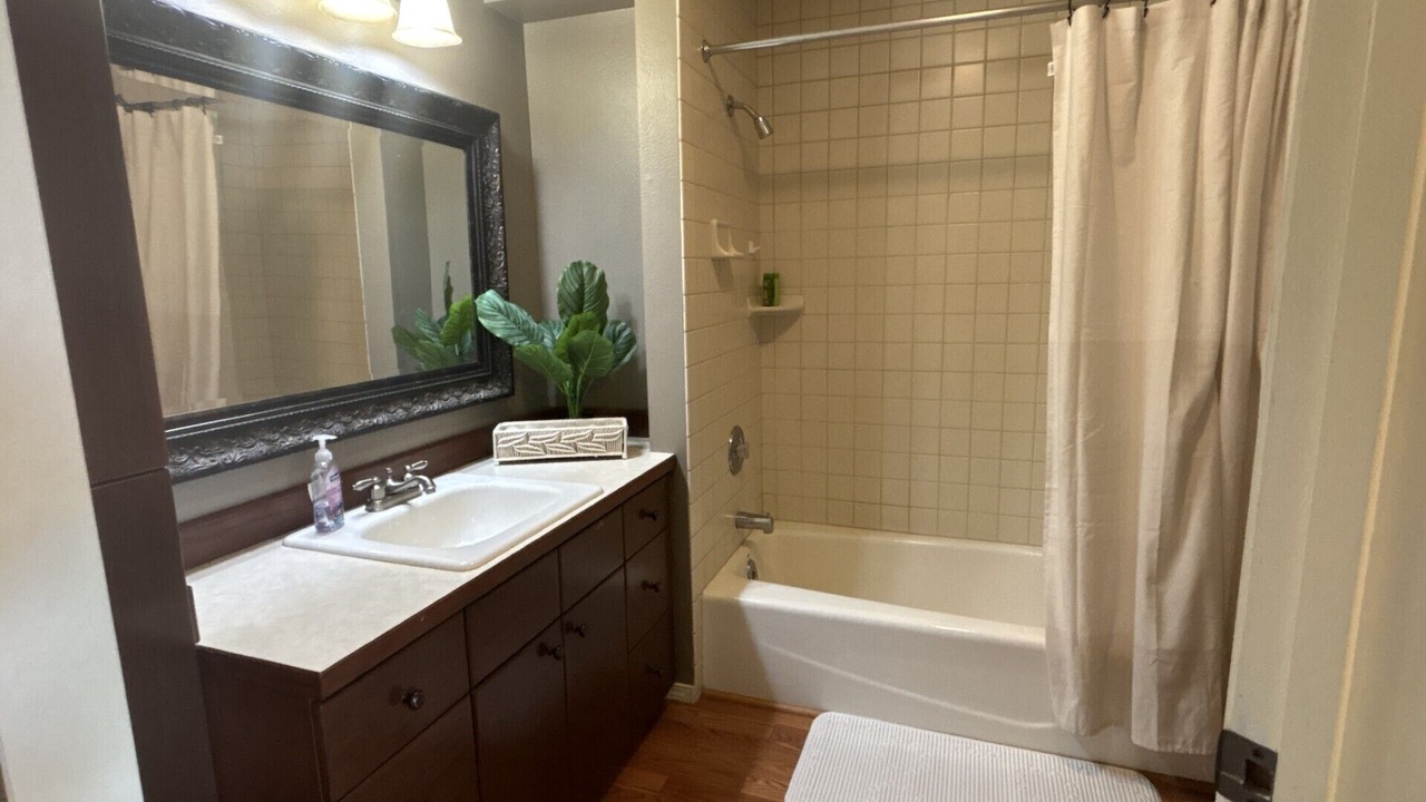 Photo of Bathroom in Lakeside