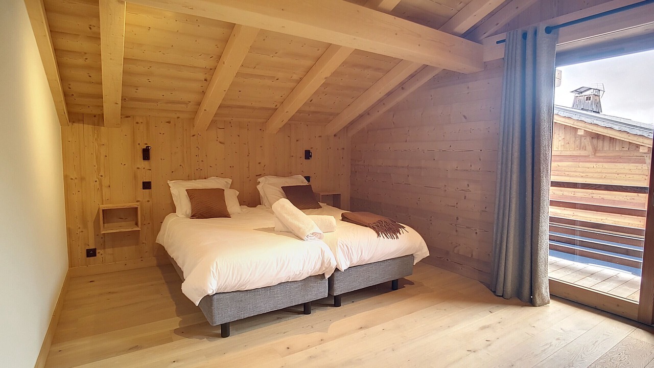 Photo of Bedroom in Demi-Quartier