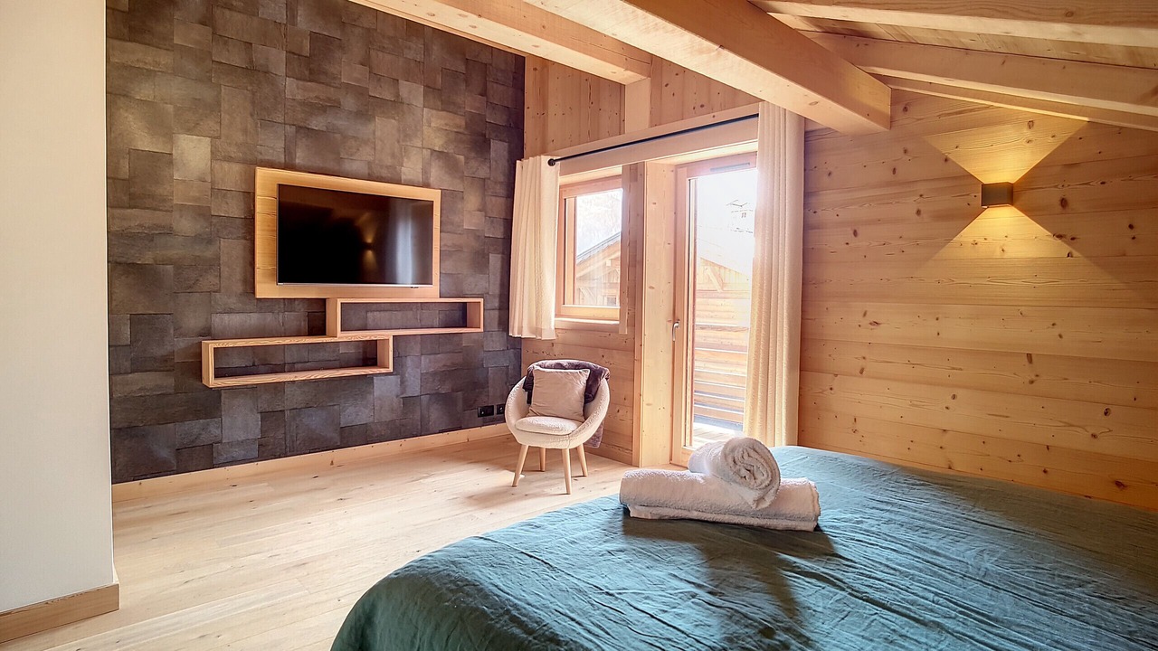 Photo of Bedroom in Demi-Quartier