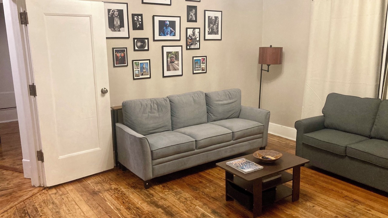 Photo of Livingroom in Crosstown