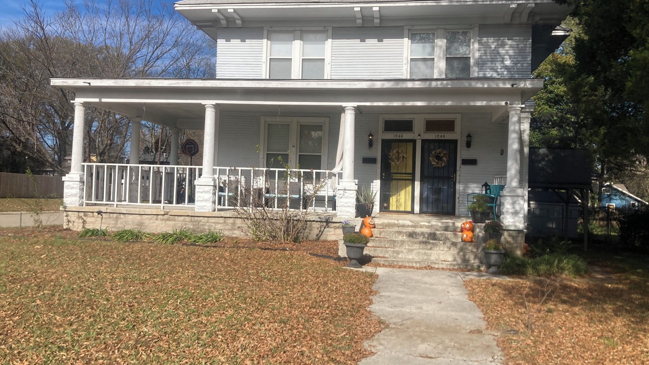 Photo of Outdoor in Crosstown