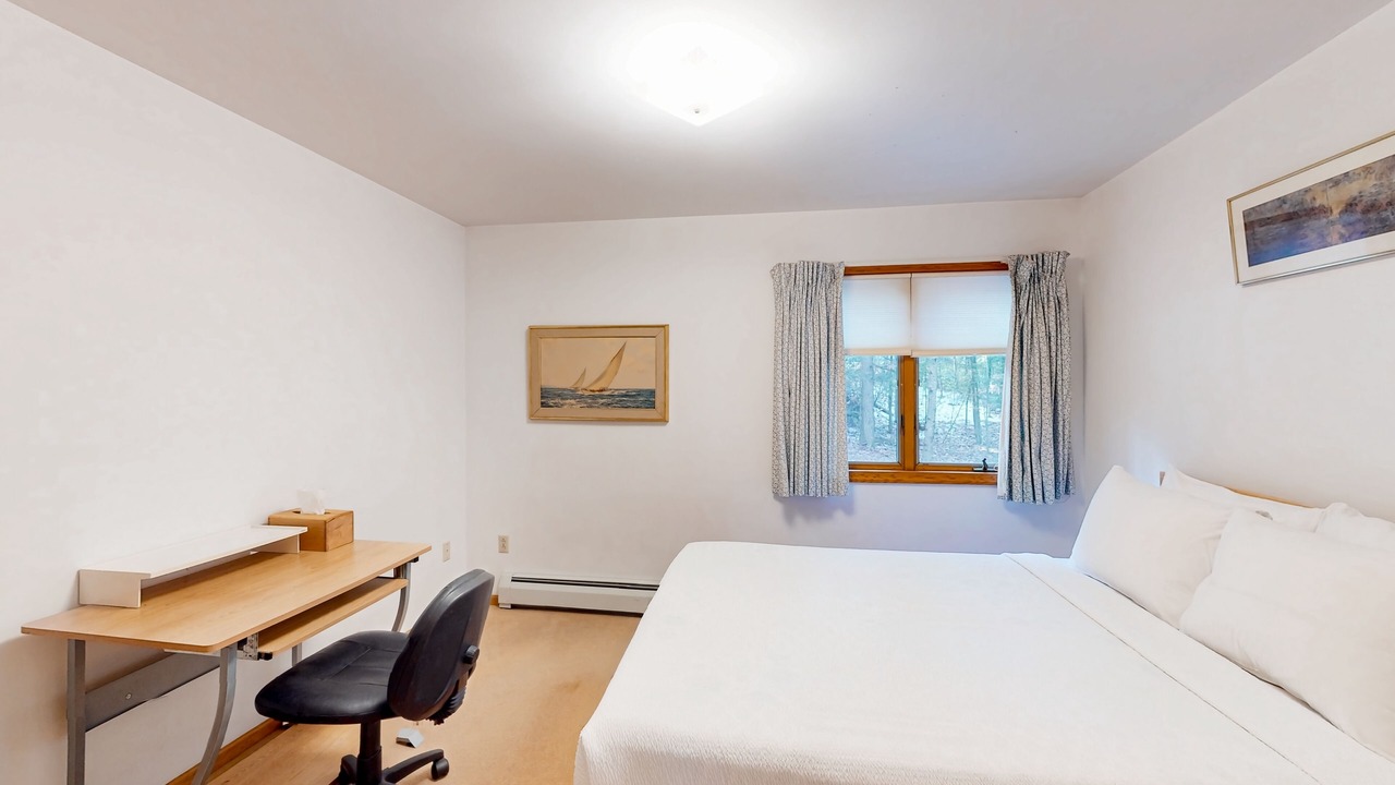 Photo of Bedroom in Chestertown