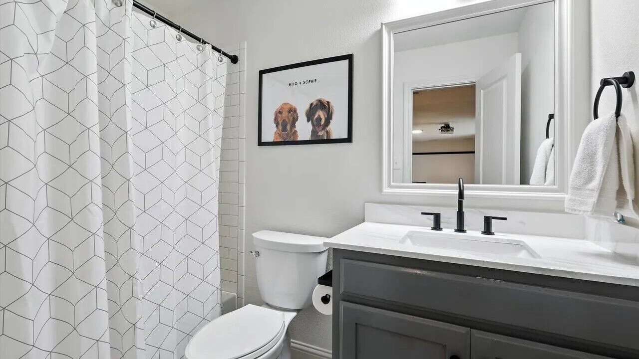 Photo of Bathroom in Fort Worth Cultural District