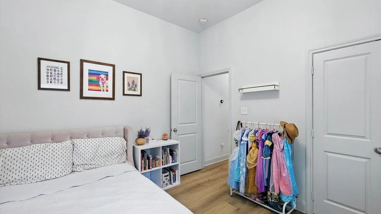 Photo of Bedroom in Fort Worth Cultural District