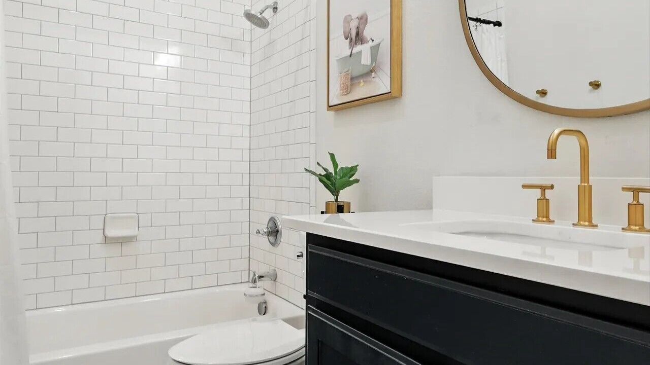 Photo of Bathroom in Fort Worth Cultural District