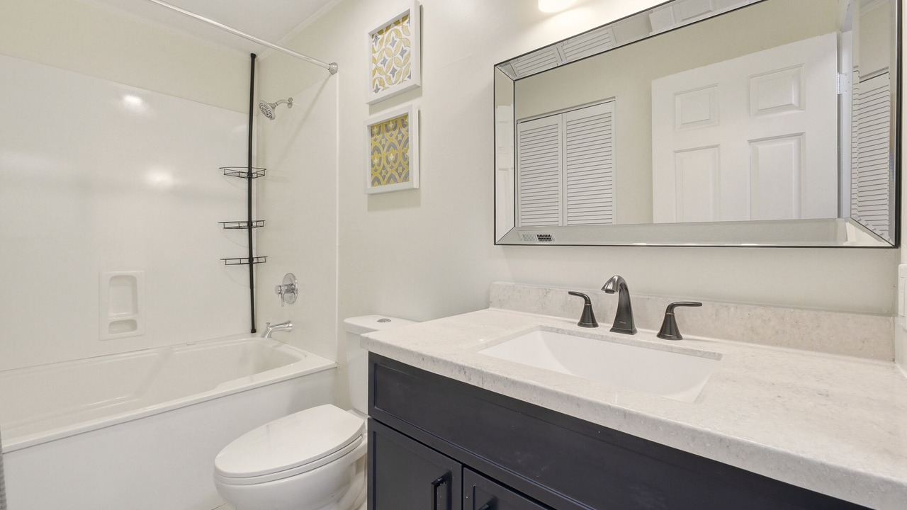 Photo of Bathroom in Buechel