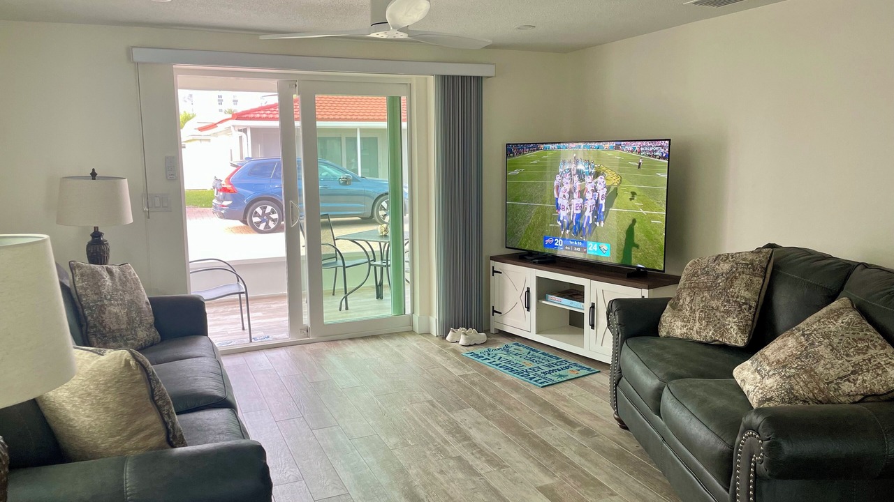 Photo of Livingroom in Siesta Key