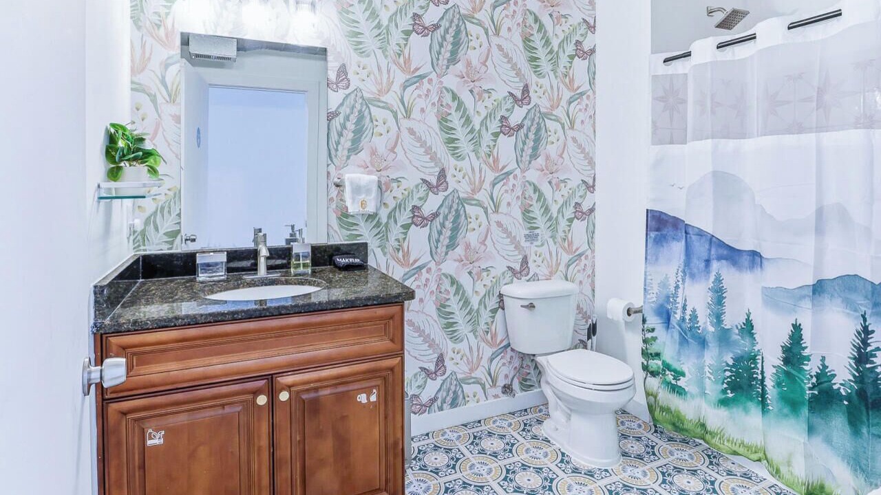Photo of Bathroom in Downtown Memphis