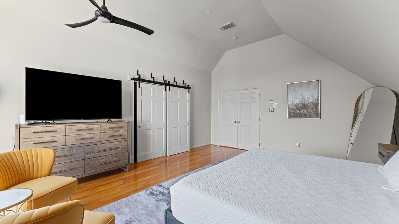 Photo of Bedroom in Montrose