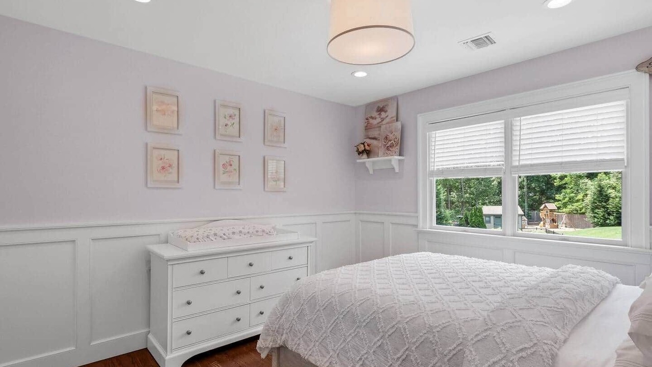 Photo of Bedroom in Hampton Bays