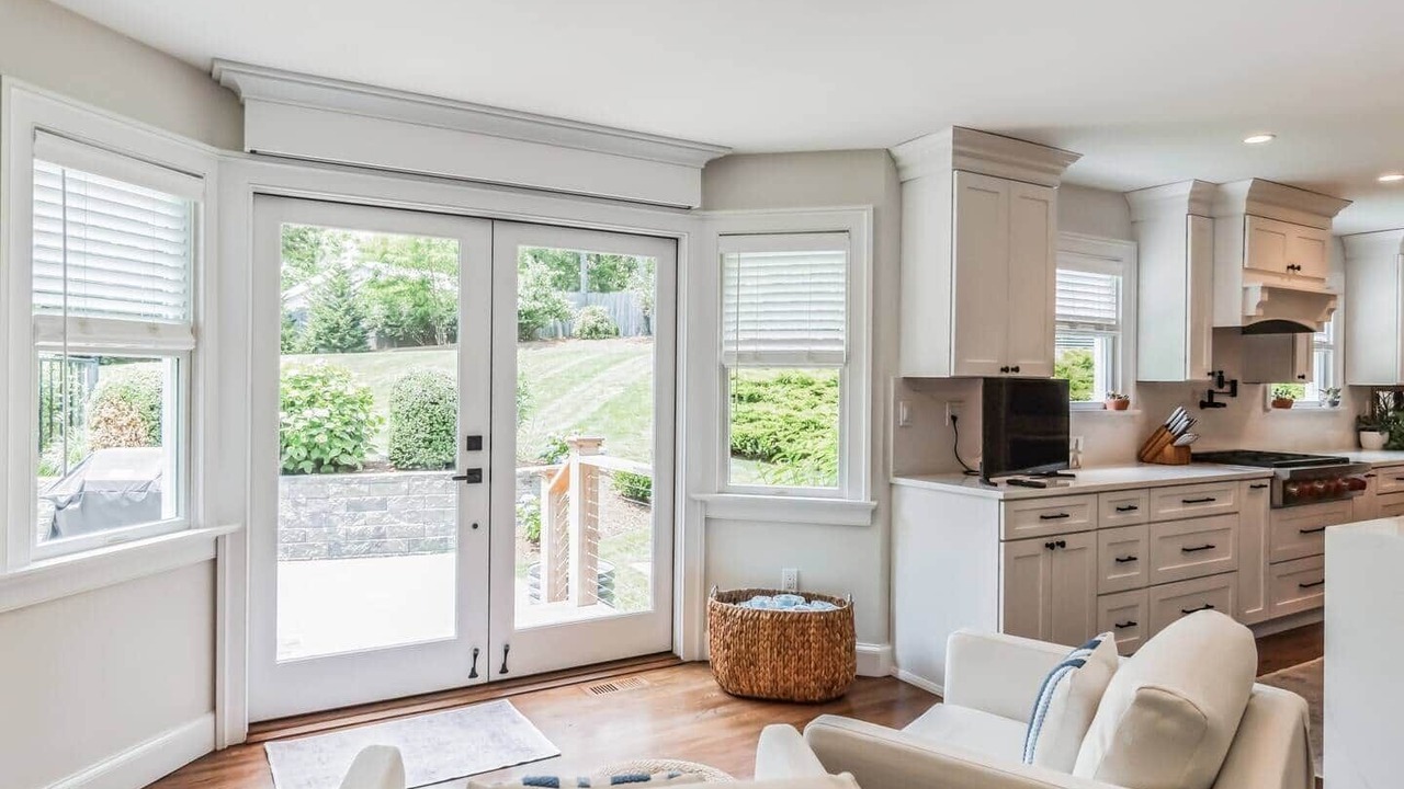 Photo of Livingroom in Hampton Bays