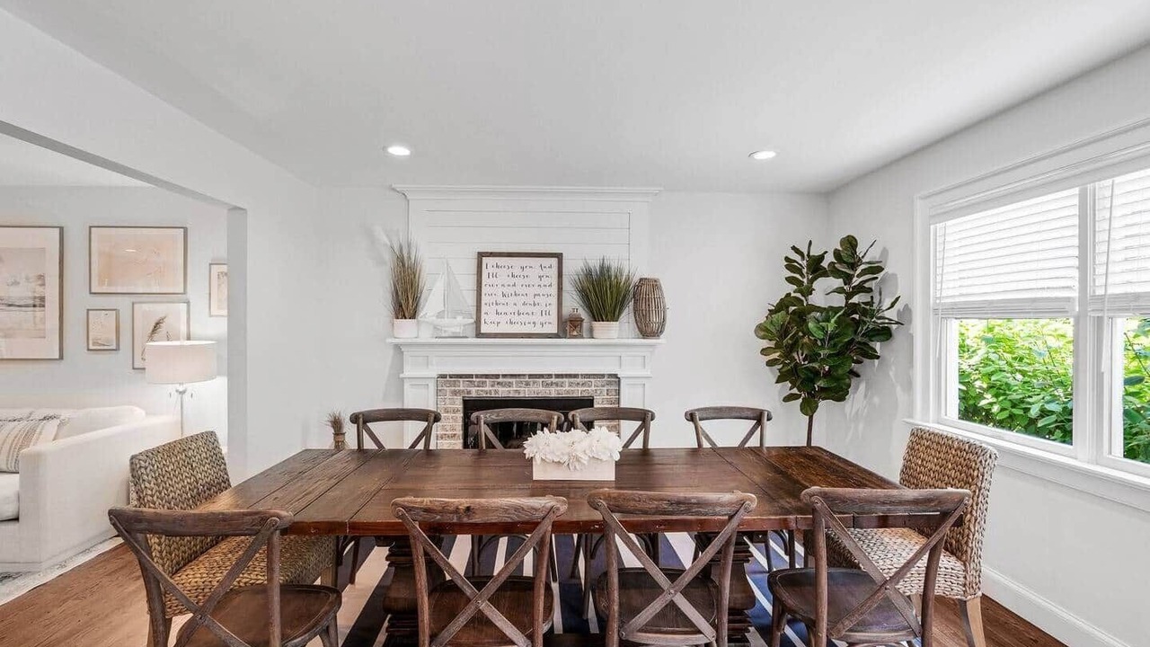 Photo of Others in Hampton Bays