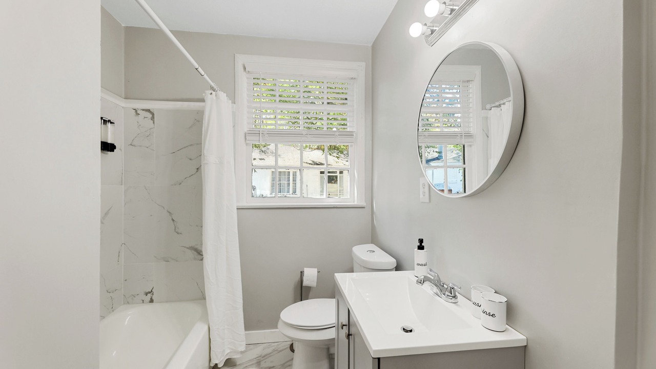 Photo of Bathroom in Gunter Afs