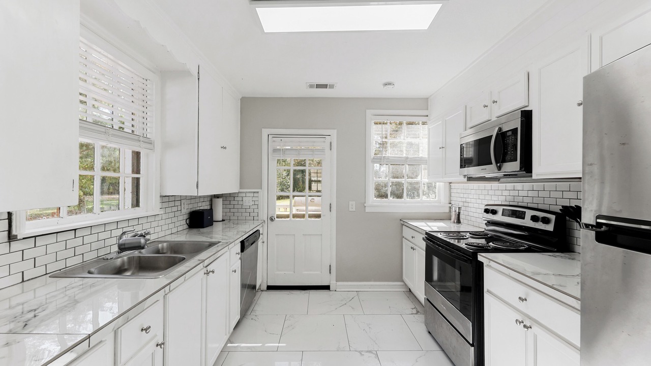 Photo of Kitchen in Gunter Afs